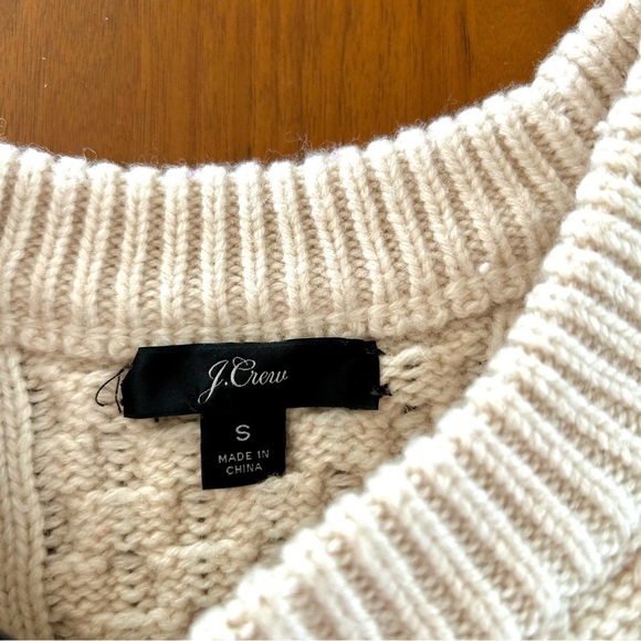 J. Crew Cream Lambs Wool Pom Pom Cable Knit Crew Neck Sweater Rory Gilmore - Picture 5 of 7